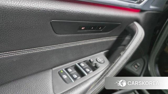 BMW 5 Series (G30) id 4521026 из Кореи 10