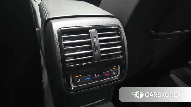 Volkswagen Passat GT (B8) id 4339765 из Кореи 10