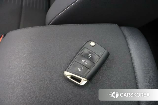 Volkswagen Exploring songs id 4393180 из Китая 10