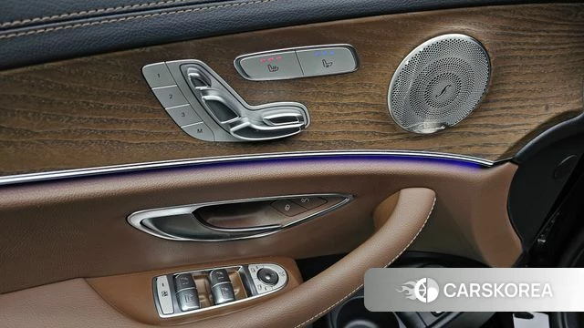 Mercedes-Benz E-Class W213 id 4697814 из Кореи 10