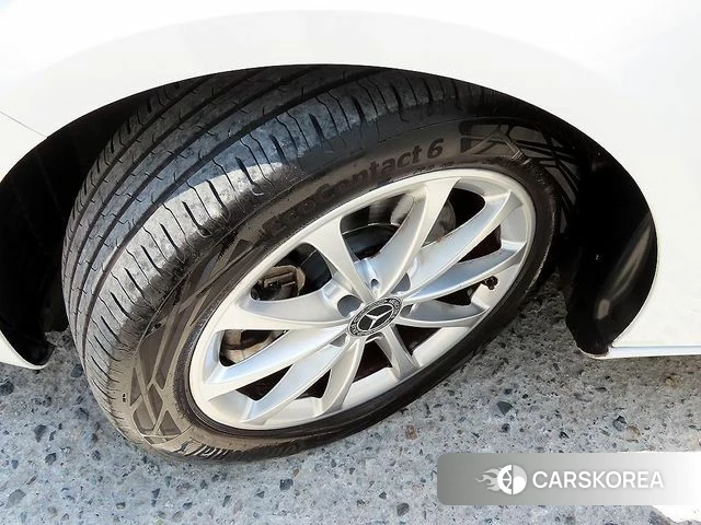 Mercedes-Benz A-Class W177 id 4542923 из Кореи 10
