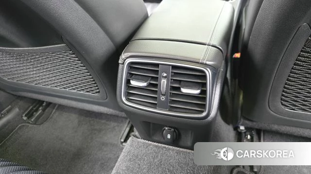 Genesis The New G70 id 3860362 из Кореи 10