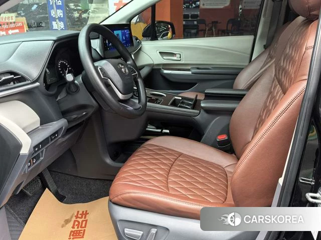 Toyota Saina id 4263550 из Китая 10