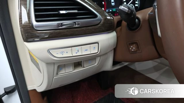 Genesis G90 id 4894806 из Кореи 10