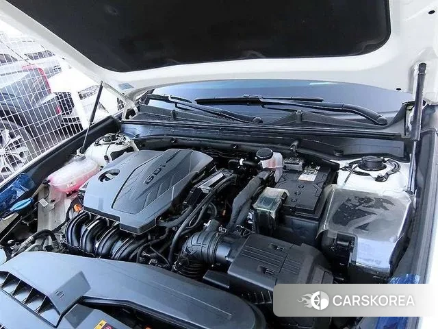 Hyundai Grandeur (GN7) id 3431562 из Кореи 10