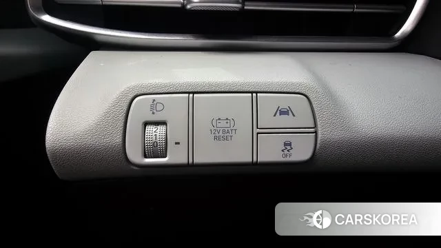 Hyundai Avante Hybrid (CN7) id 3635098 из Кореи 10