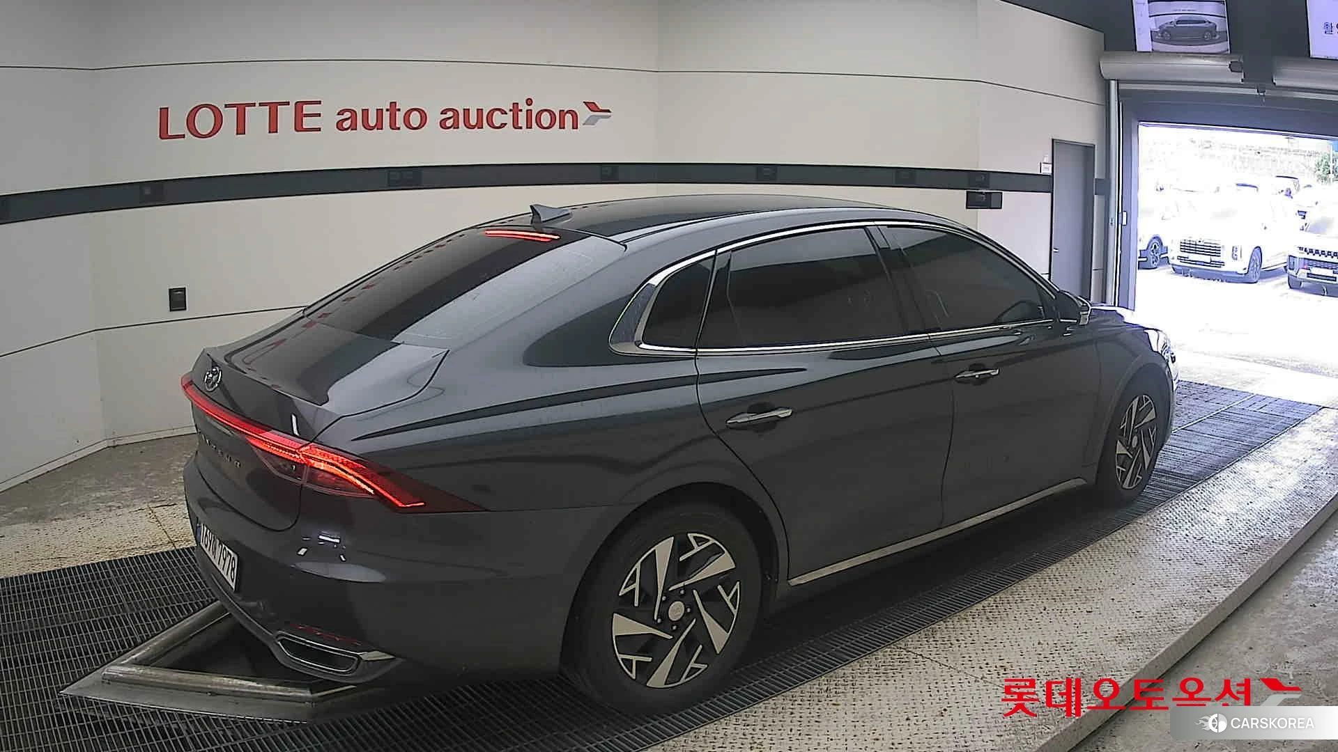 Hyundai Grandeur Hybrid id 4909180 из Кореи 10