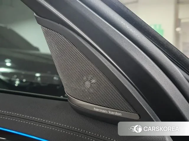 BMW 5 Series (G30) id 3457839 из Кореи 10