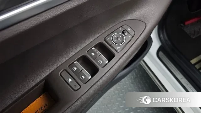 Hyundai Grandeur IG id 3641432 из Кореи 10