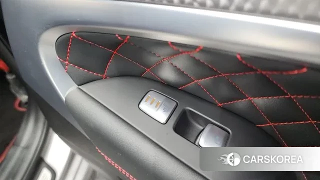 Genesis The New G70 id 3702529 из Кореи 10