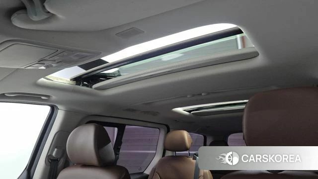 Hyundai The New Grand Starex id 3954862 из Кореи 10