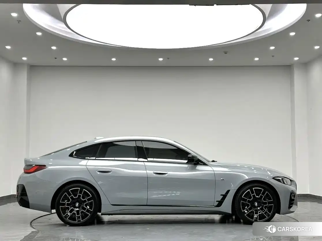 BMW 4 series id 4685944 из Китая 10