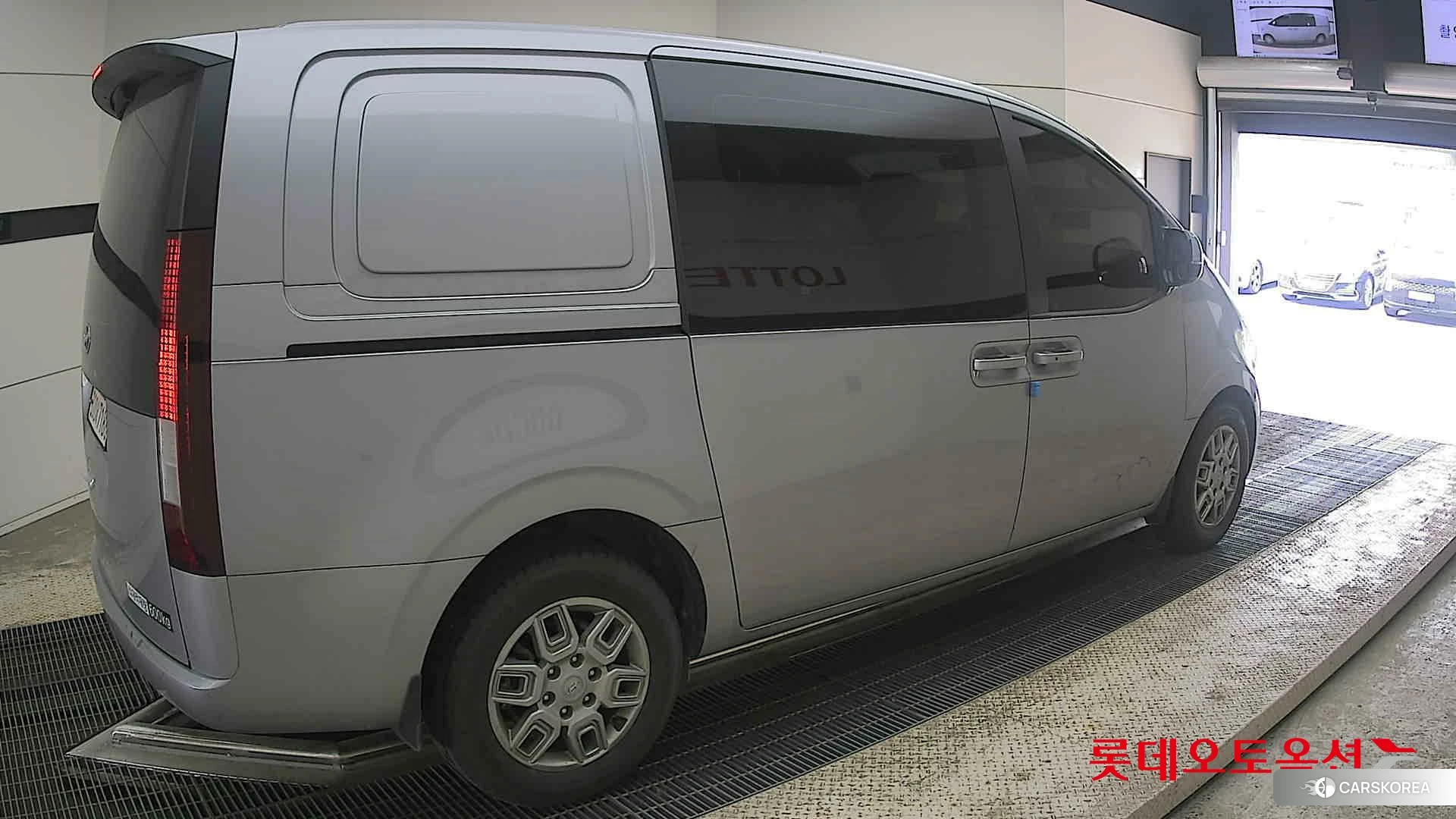 Hyundai Staria id 4289417 из Кореи 10