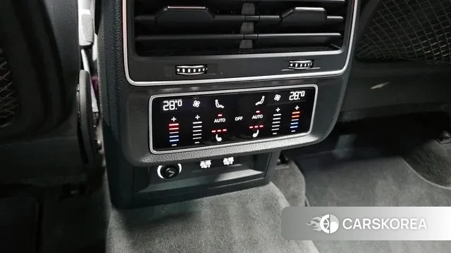 Audi SQ8 (4M) id 3422262 из Кореи 10