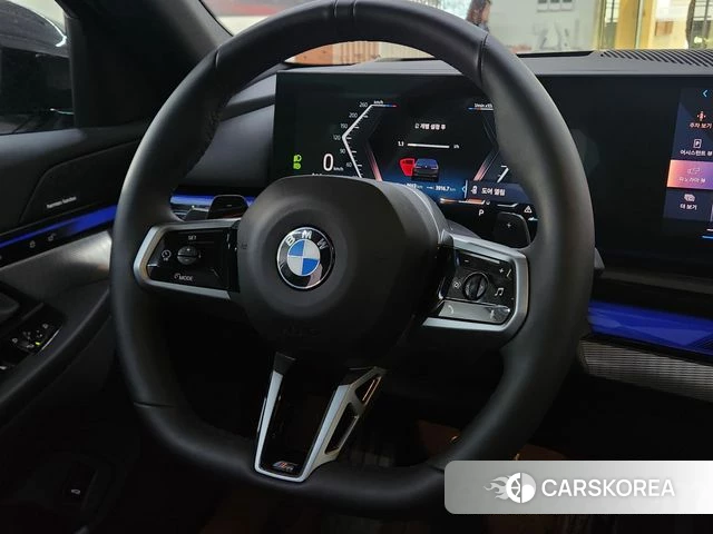 BMW 5 Series (G60) id 3792726 из Кореи 10