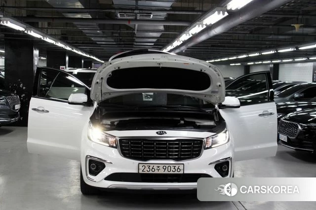 Kia The New Carnival id 4203125 из Кореи 10