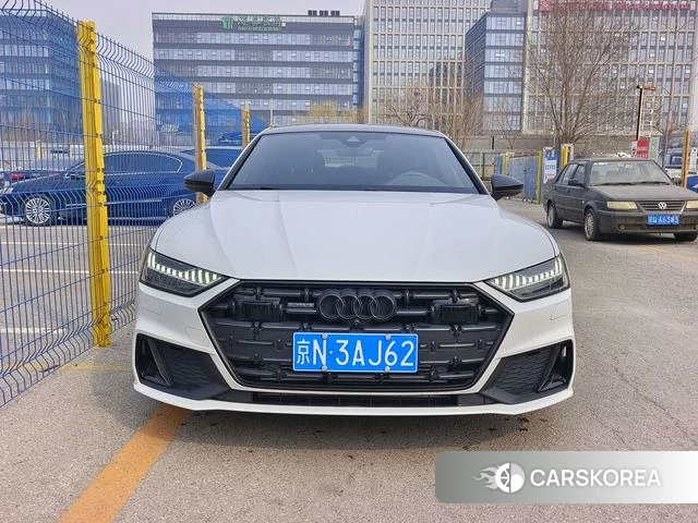 Audi A7L id 4259258 из Китая 10