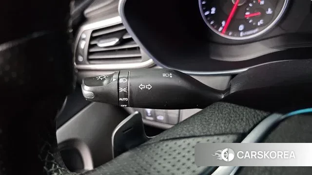 Genesis G70 id 3536301 из Кореи 10