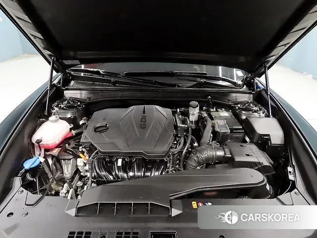 Hyundai Grandeur (GN7) id 3679524 из Кореи 10