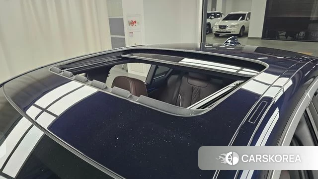 BMW 5 Series (G30) id 3897465 из Кореи 10