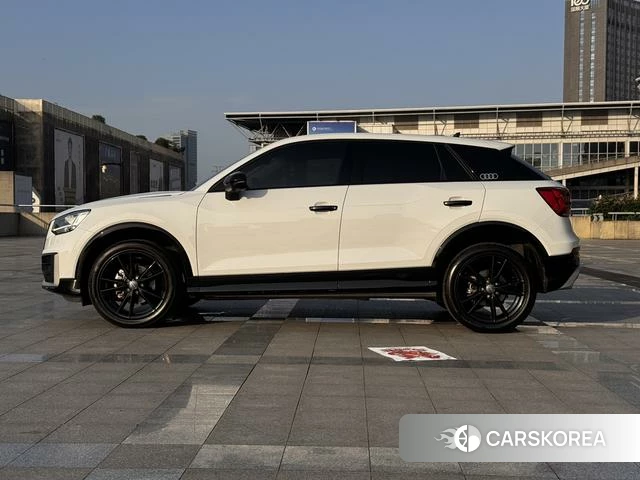 Audi Q2L id 4275795 из Китая 10