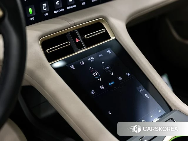 Porsche Taycan id 4360515 из Кореи 10