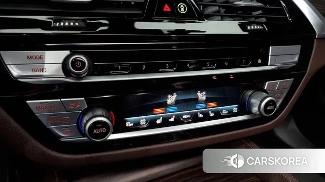 BMW 5 Series (G30) id 3401924 из Кореи 10