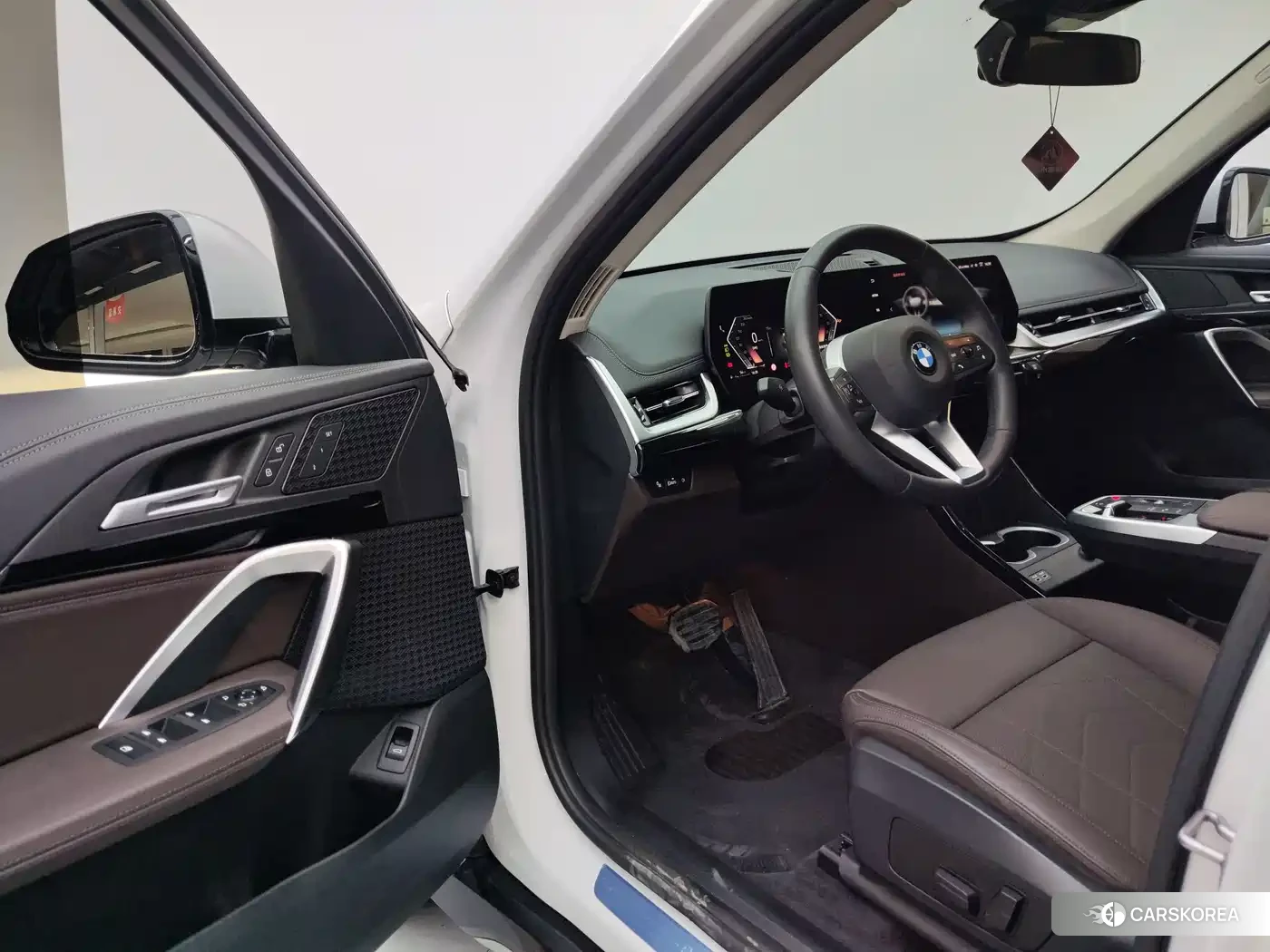 BMW X1 id 4674320 из Китая 10