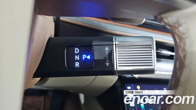 Hyundai Grandeur (GN7) id 2608856 из Кореи 10