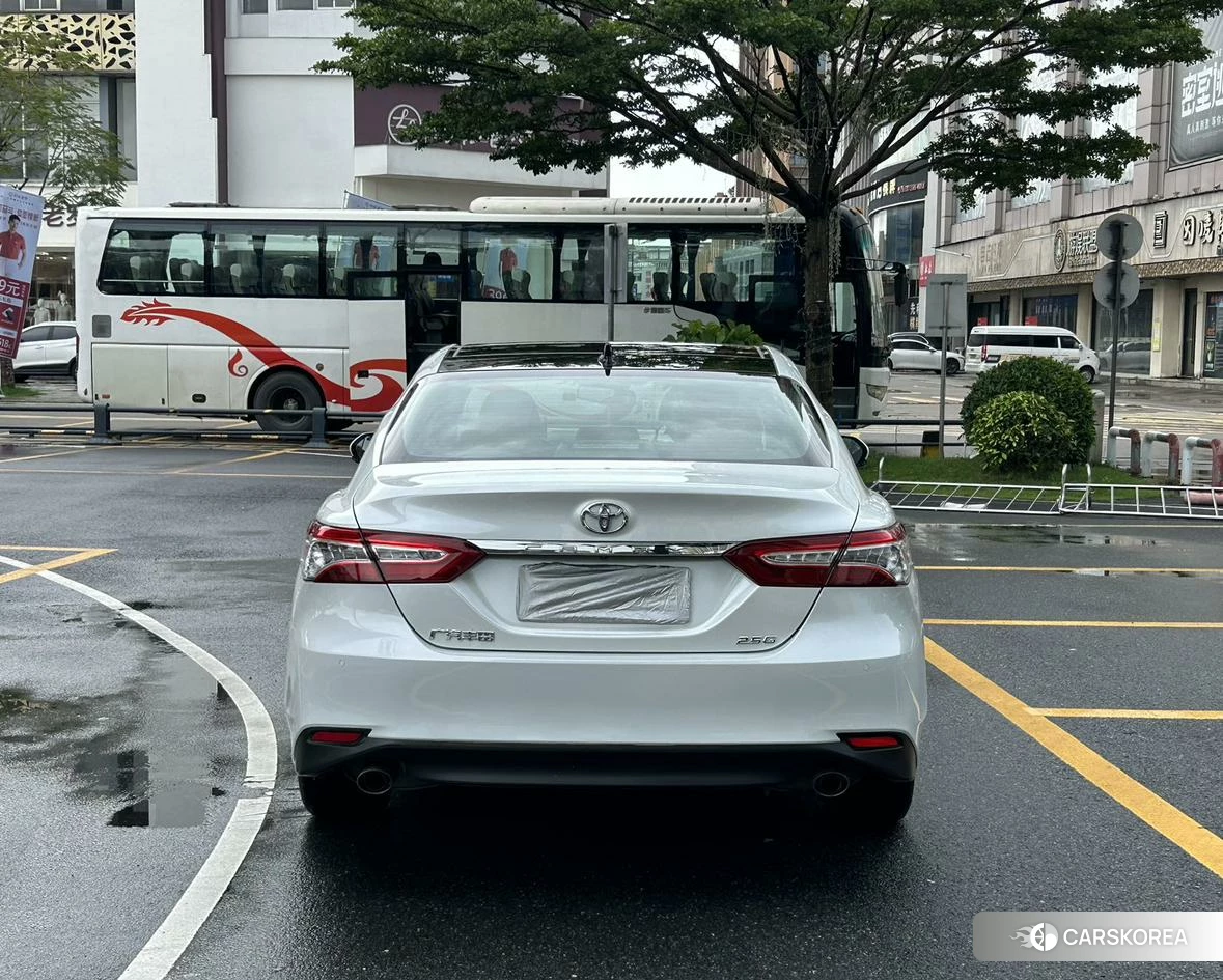 Toyota Camry id 4406113 из Китая 10