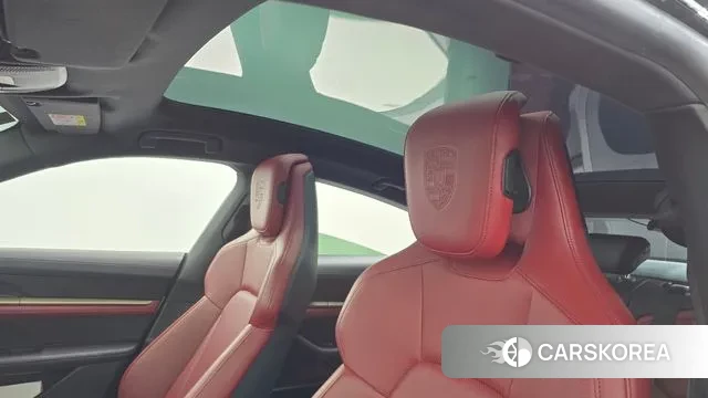 Porsche Taycan id 3017781 из Кореи 10