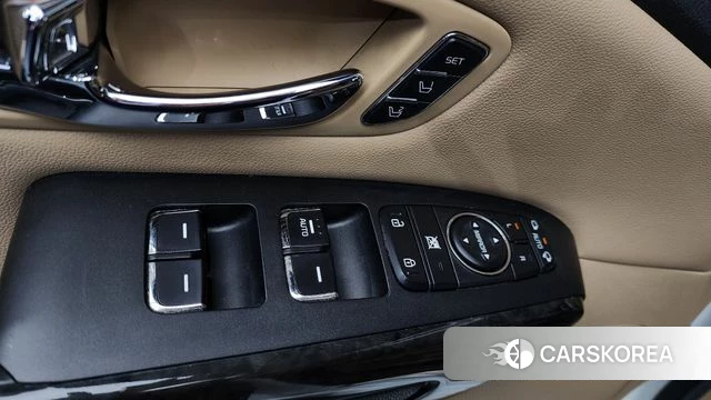 Kia The New Carnival id 4325677 из Кореи 10