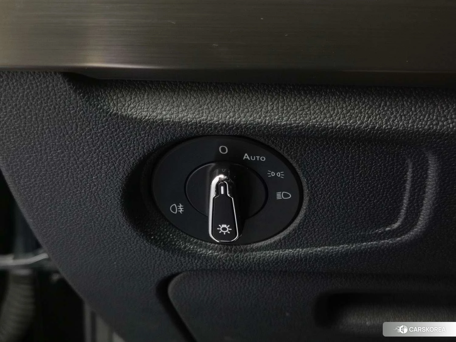 Volkswagen Passat PHEV id 4487215 из Китая 10