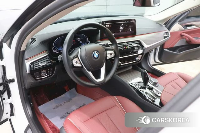 BMW 5 series PHEV id 4210196 из Китая 10