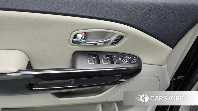 Kia The New Carnival id 4465612 из Кореи 10