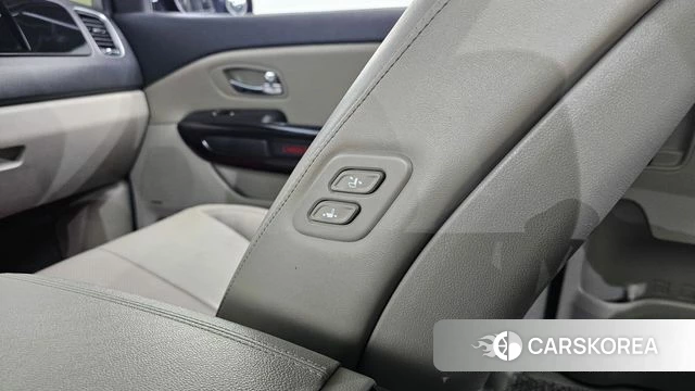 Kia The New Carnival id 4837275 из Кореи 10