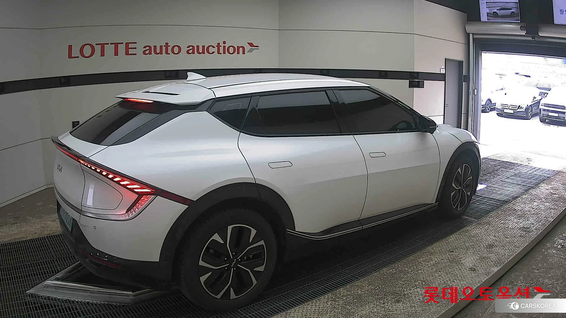 Kia EV6 id 3875781 из Кореи 10