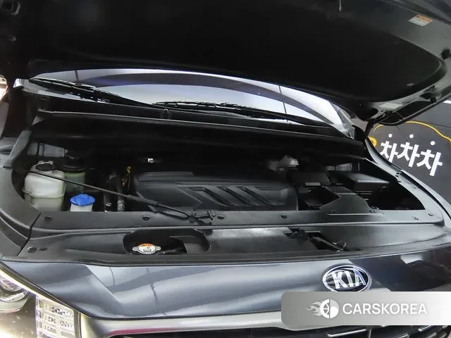 Kia The New Carnival id 3000502 из Кореи 10