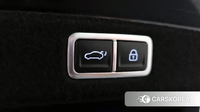 Hyundai Grandeur (GN7) id 2979314 из Кореи 10