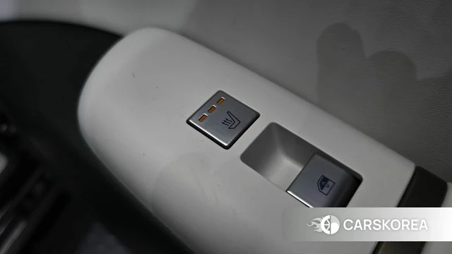 Hyundai Grandeur Hybrid (GN7) id 3940556 из Кореи 10