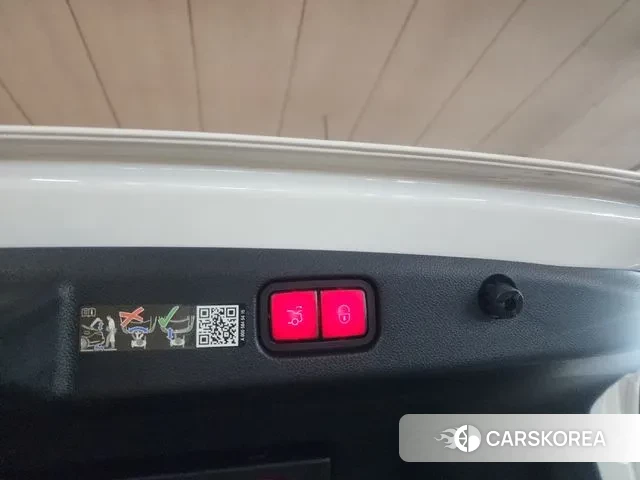 Mercedes-Benz E-Class W214 id 3705702 из Кореи 10