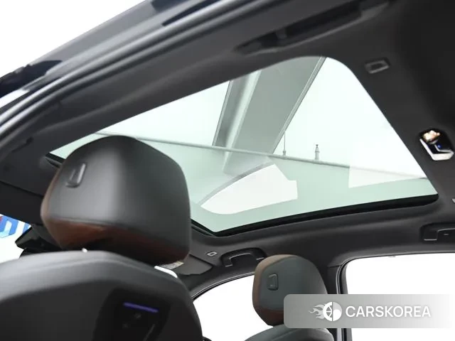 BMW 5 Series (G60) id 3036459 из Кореи 10