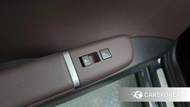 Hyundai Grandeur Hybrid (GN7) id 3934420 из Кореи 10