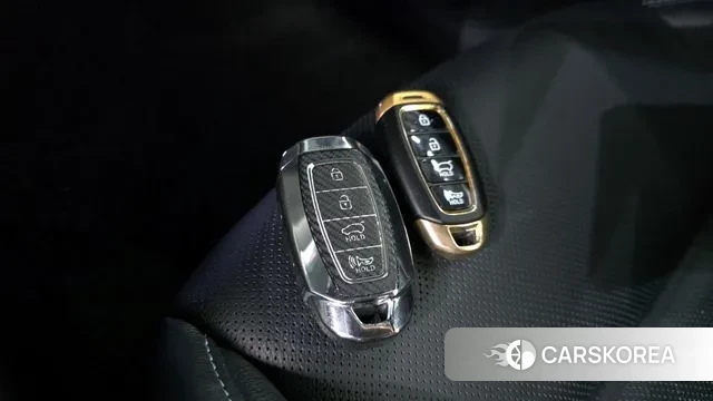 Hyundai Veloster (JS) id 3395660 из Кореи 10