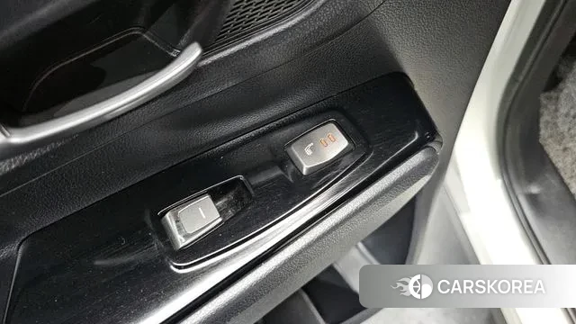 Ssangyong Beautiful Korando id 3013059 из Кореи 10