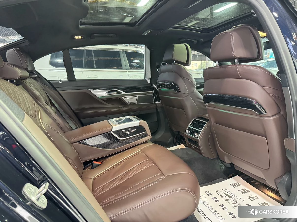 BMW 7 series id 4473403 из Китая 10