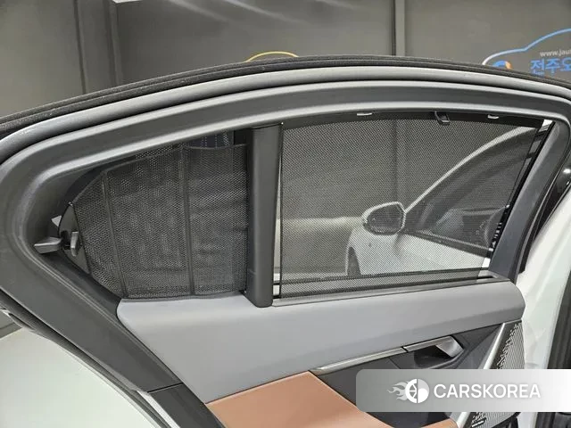 BMW 5 Series (G60) id 3467262 из Кореи 10