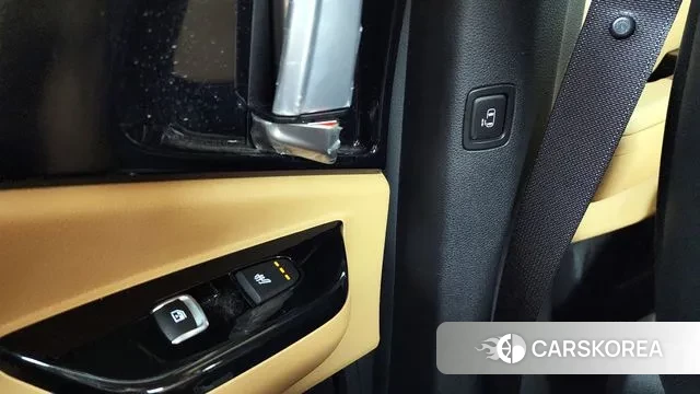 Kia Carnival 4th generation id 3044090 из Кореи 10