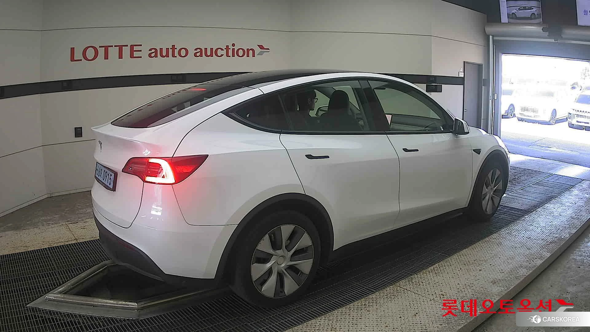 Tesla Model Y RWD id 4909362 из Кореи 10