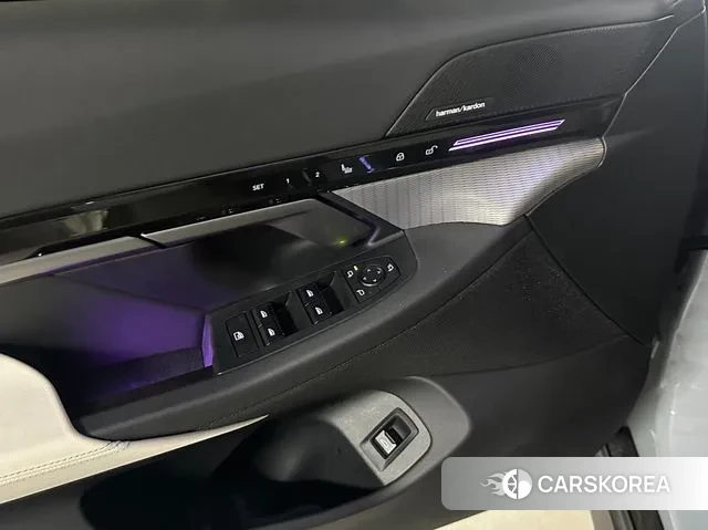 BMW 5 Series (G60) id 3026689 из Кореи 10